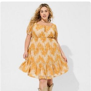 Torrid size 1 yellow lace babydoll dress
